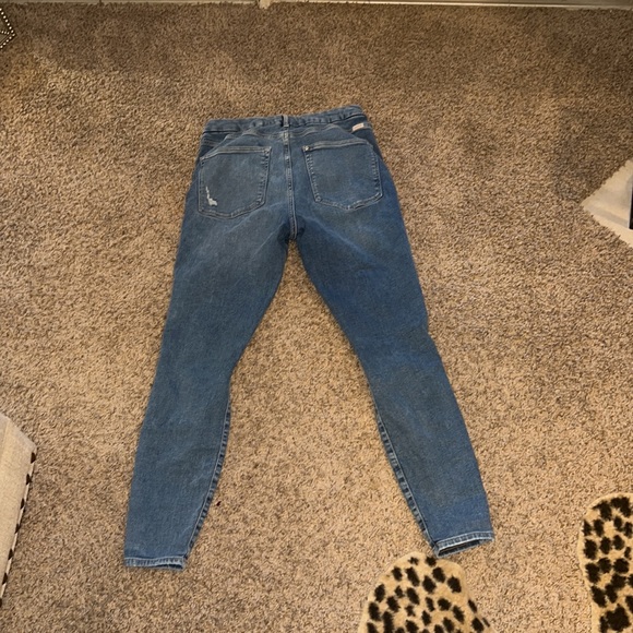 H&M jeans distressed - Picture 3 of 4